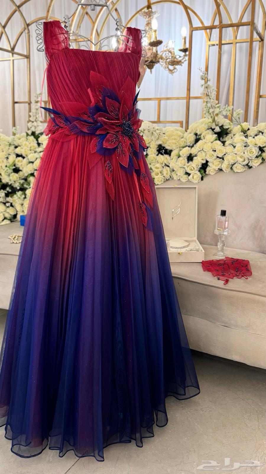 للبيع فستان ملكي64427410047235110