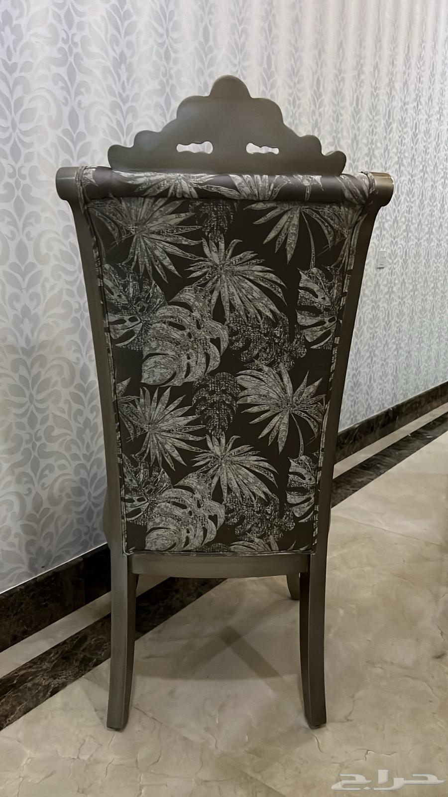 طاوله طعام طول 3متر عرض1 20 مع 10كراسي الطاولة سليمه64432509563138112