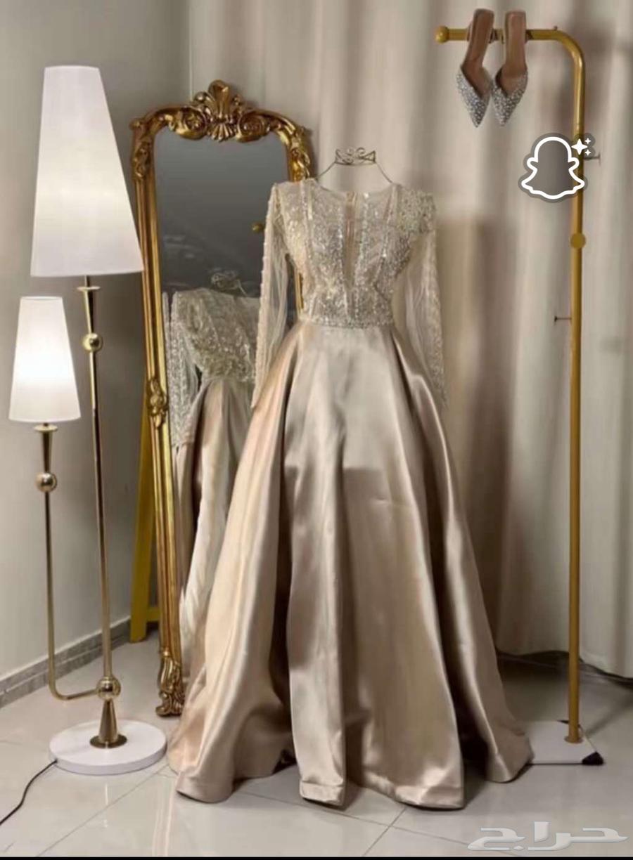 للبيع المستعجل فستان جديد استخدام مره فقط ب 25064431440166530111
