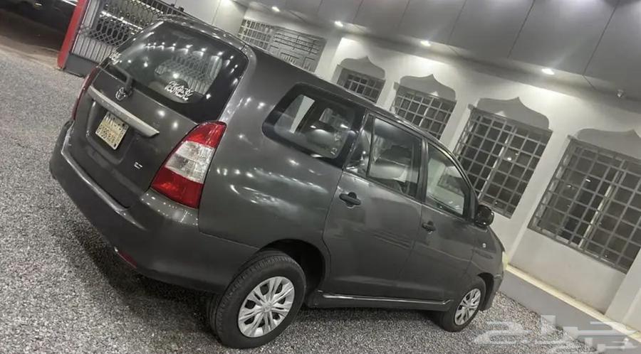 سيارة تويوتا انوفا 2012 مستعملة للبيع64591177757569112