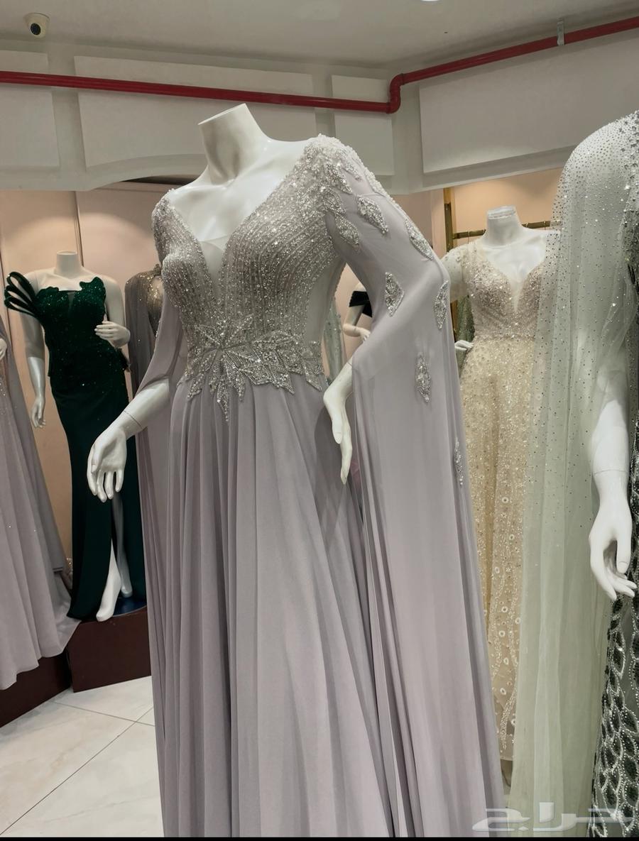 فساتين مستعمله استعمال خفيف64426255057538113