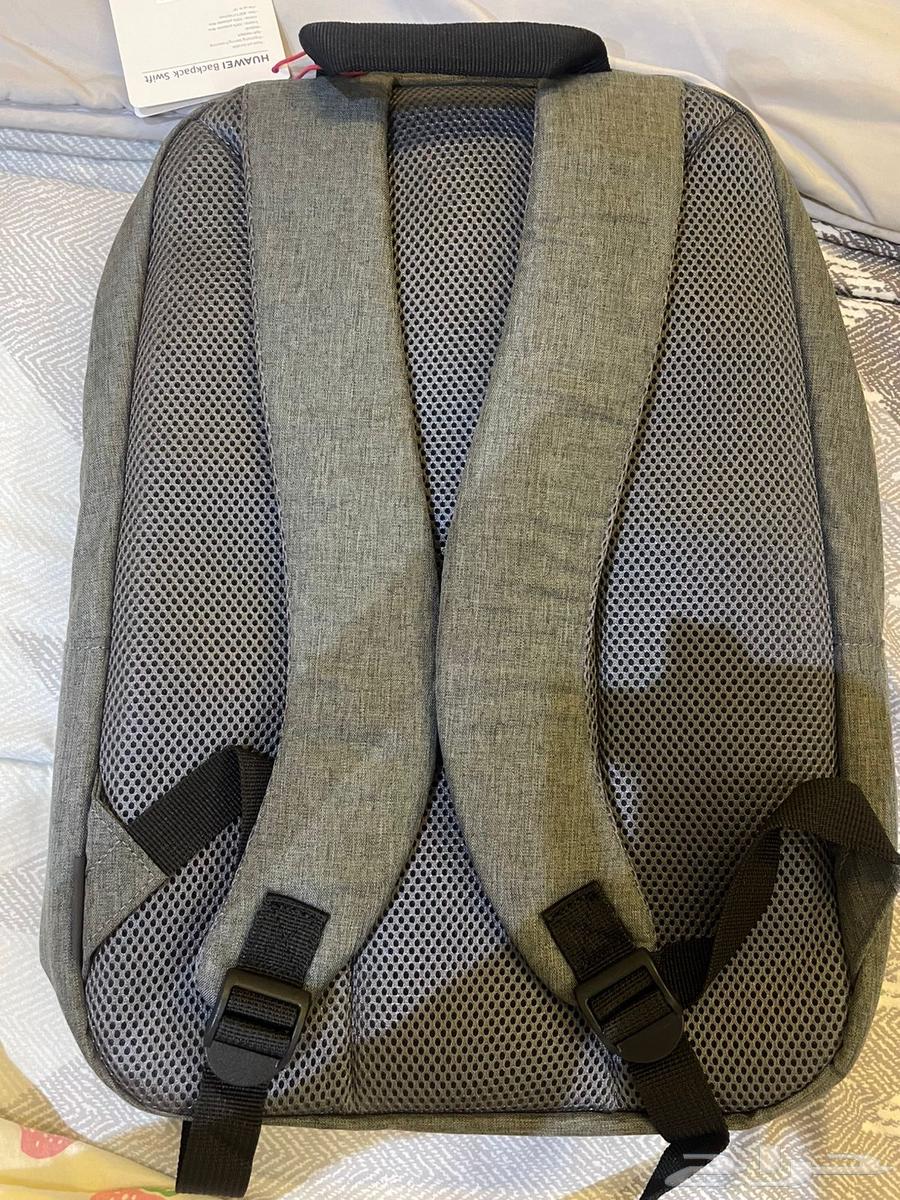 New backpack with documents64430286073858112