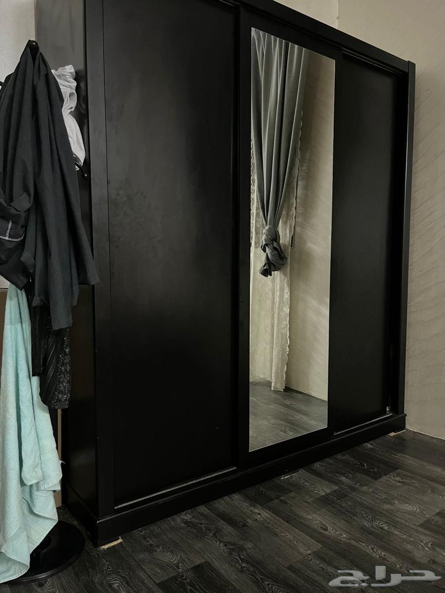 غرفه لللبيع مستخدمه نضيفه64426294956931110