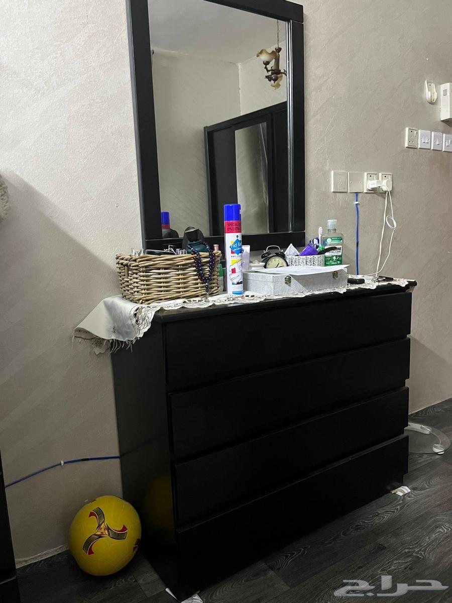 غرفه لللبيع مستخدمه نضيفه64426294956931112