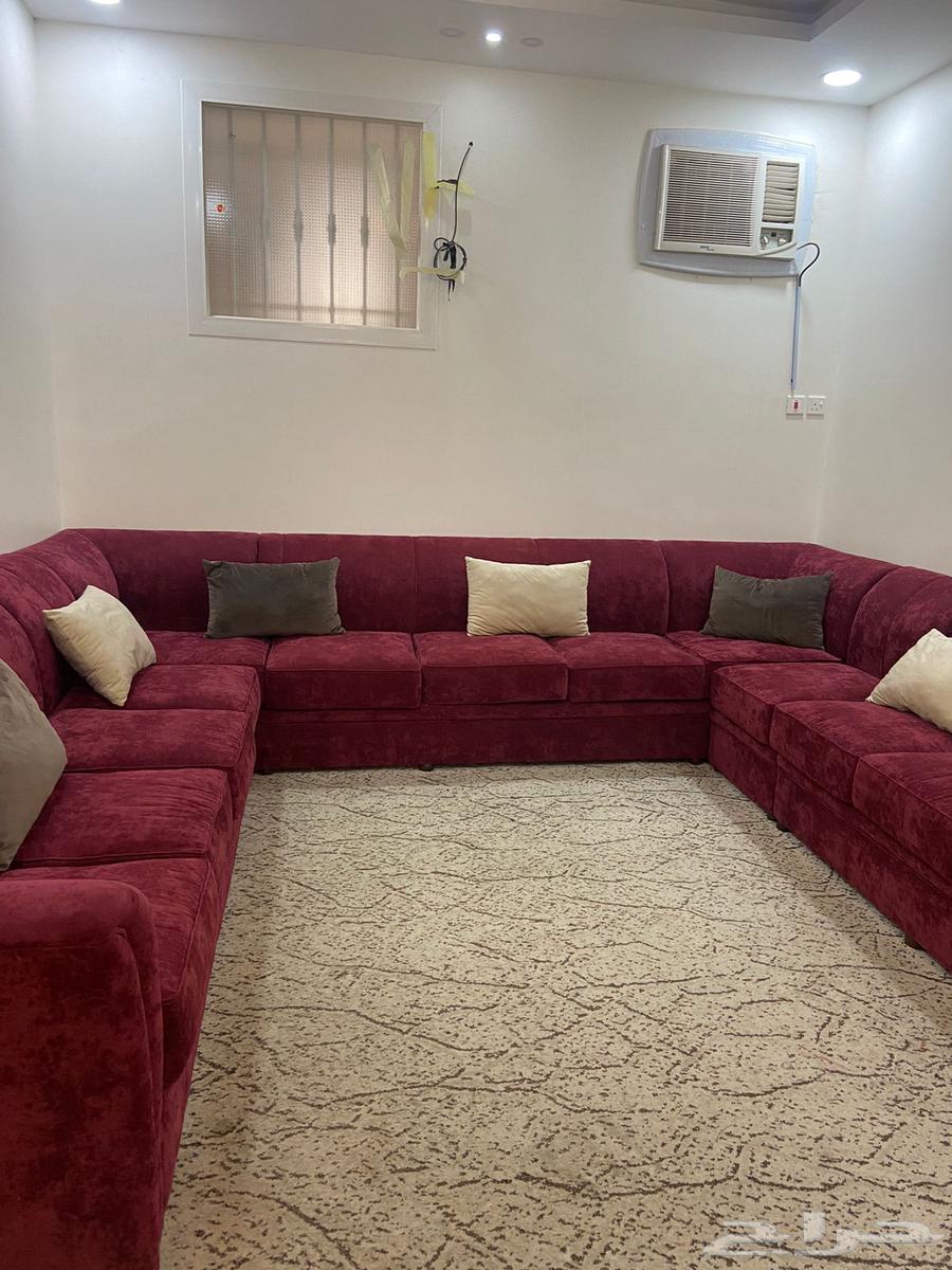 كنب مستخدم نظيف للبيع64431589356547110