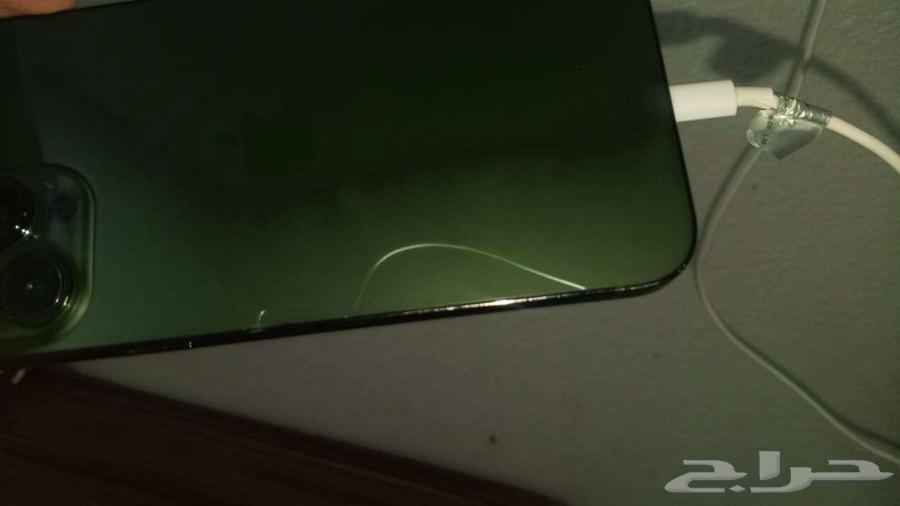 جوال ايفون 1364431726365698110