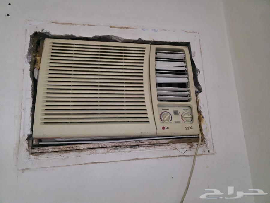 Kitchen, corner set, and air conditioner for sale64431882774785112