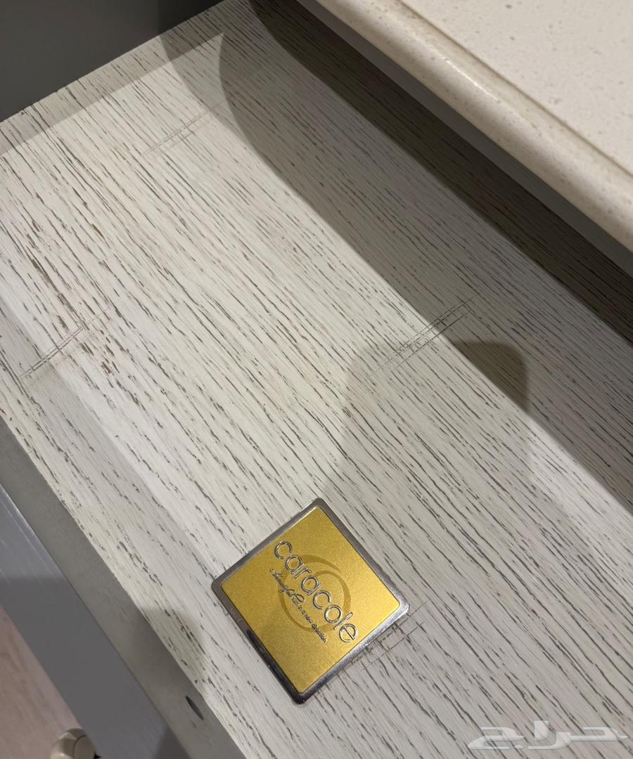 Two small and one large Caracole drawers64429990058627112