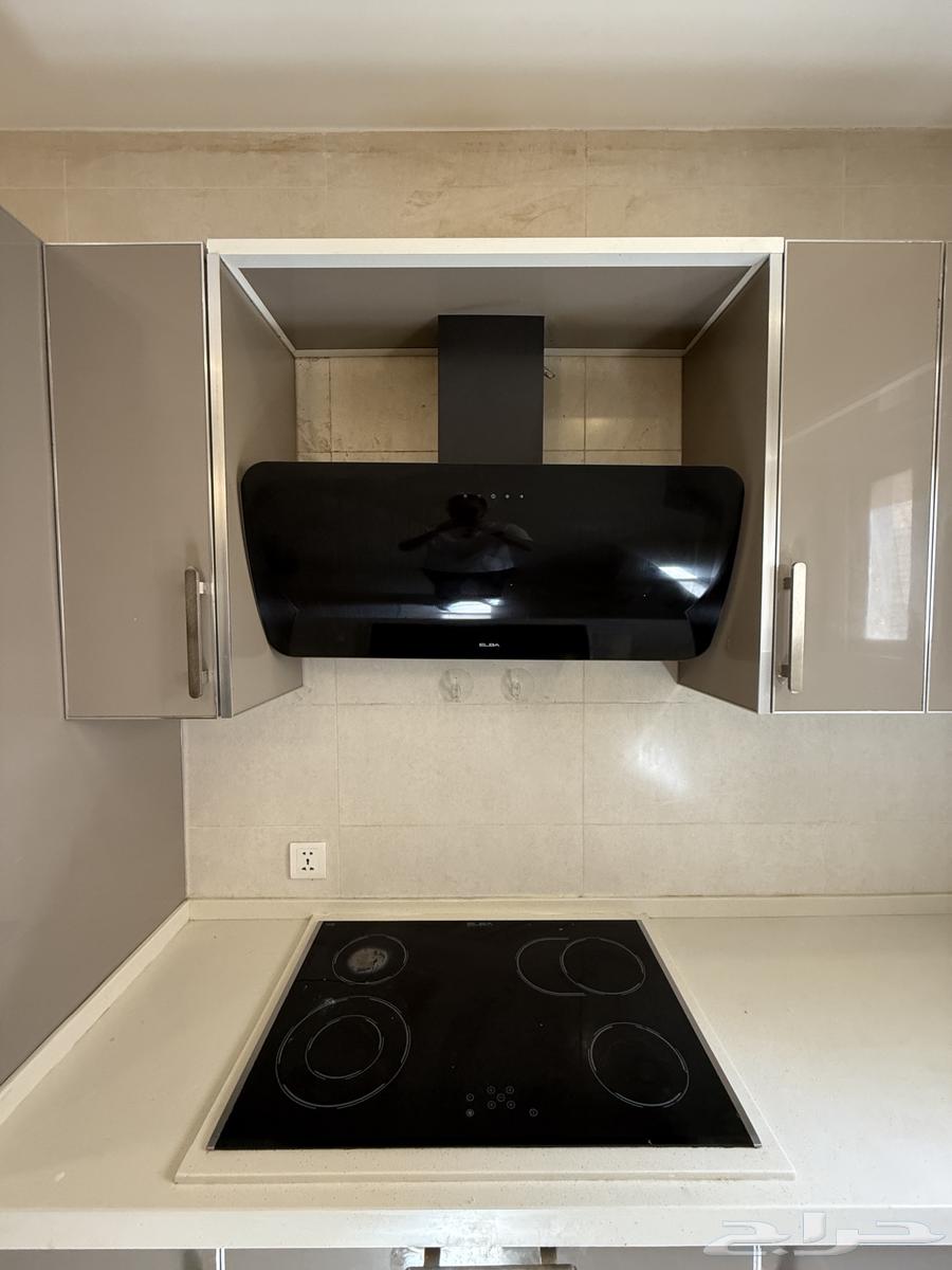 للبيع مطبخ مع أجهزة كهربائية Built-in64430913872129112