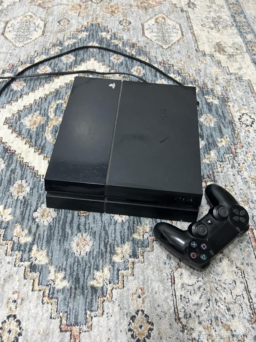 للبيع بلايستيشن 4 نظيف PS464431345362562110
