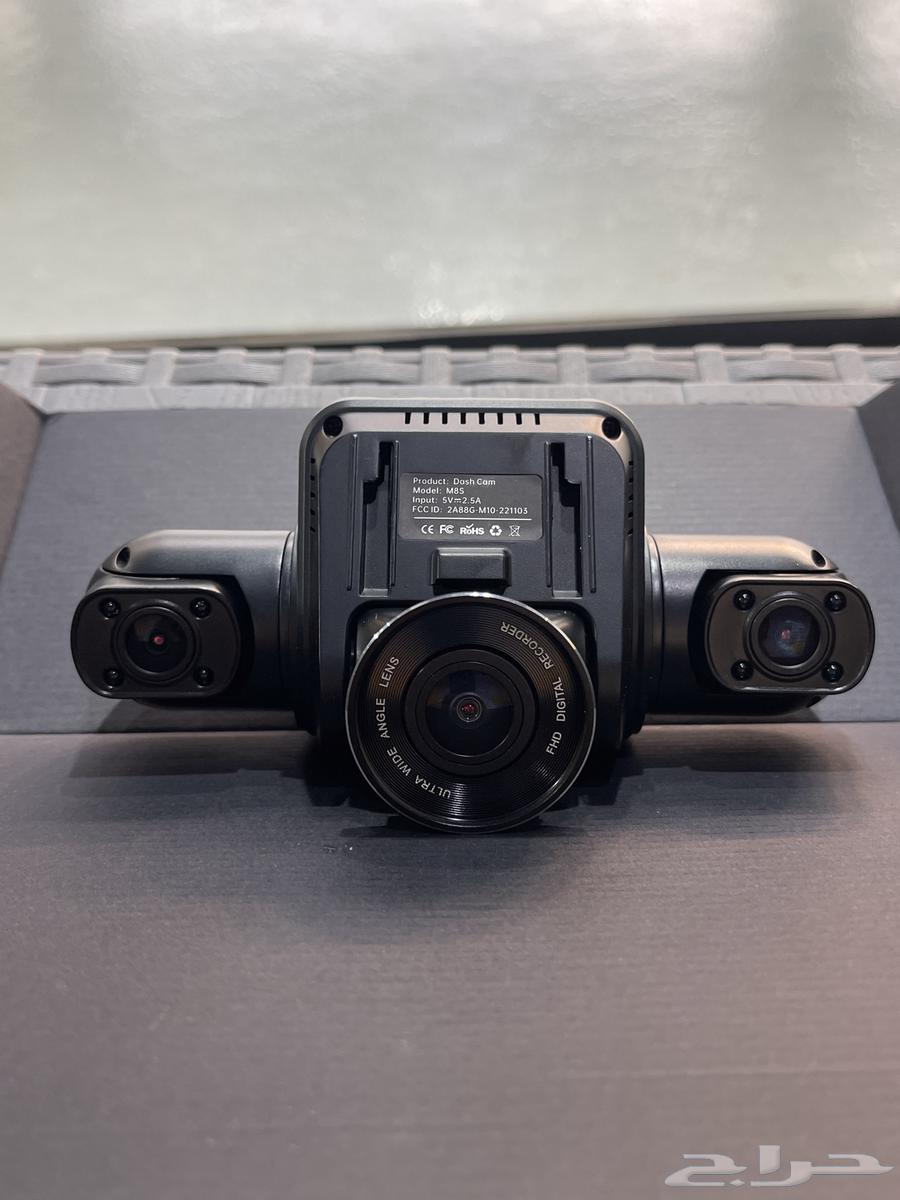 New dash cam for sale with four cameras and accessories64431210688641110