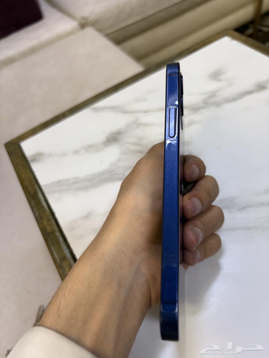 iPhone 1264422944384129114