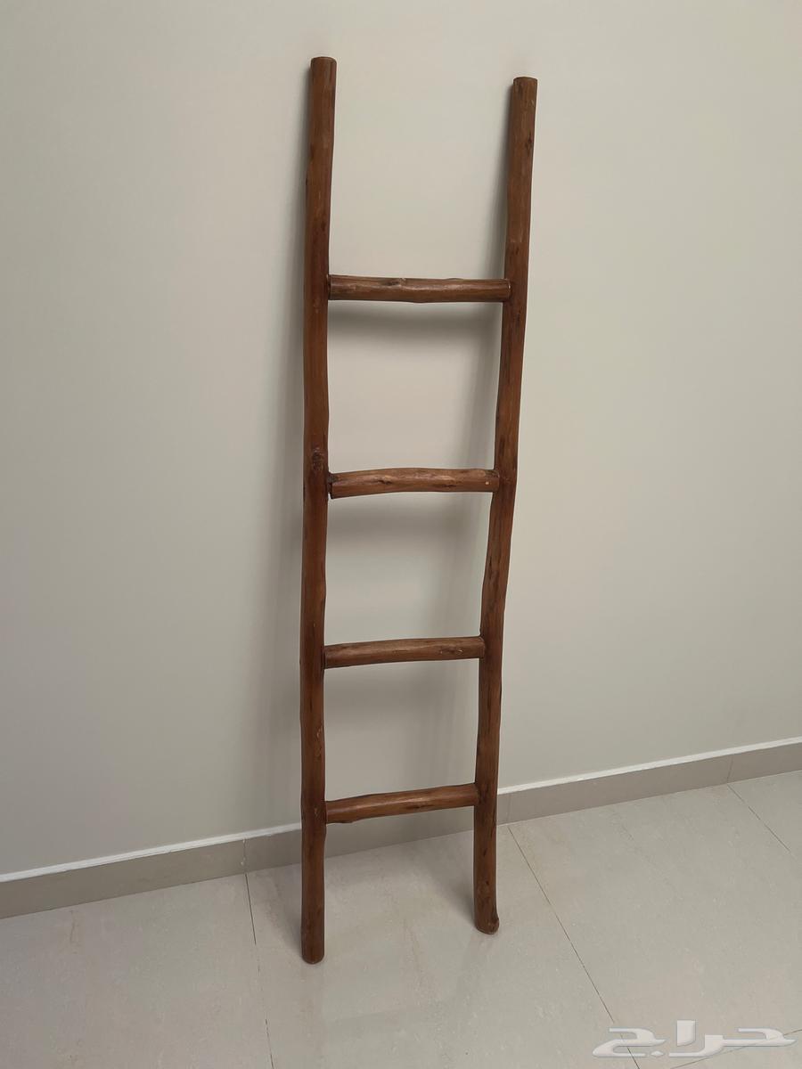 سلم خشبي64428349588354110