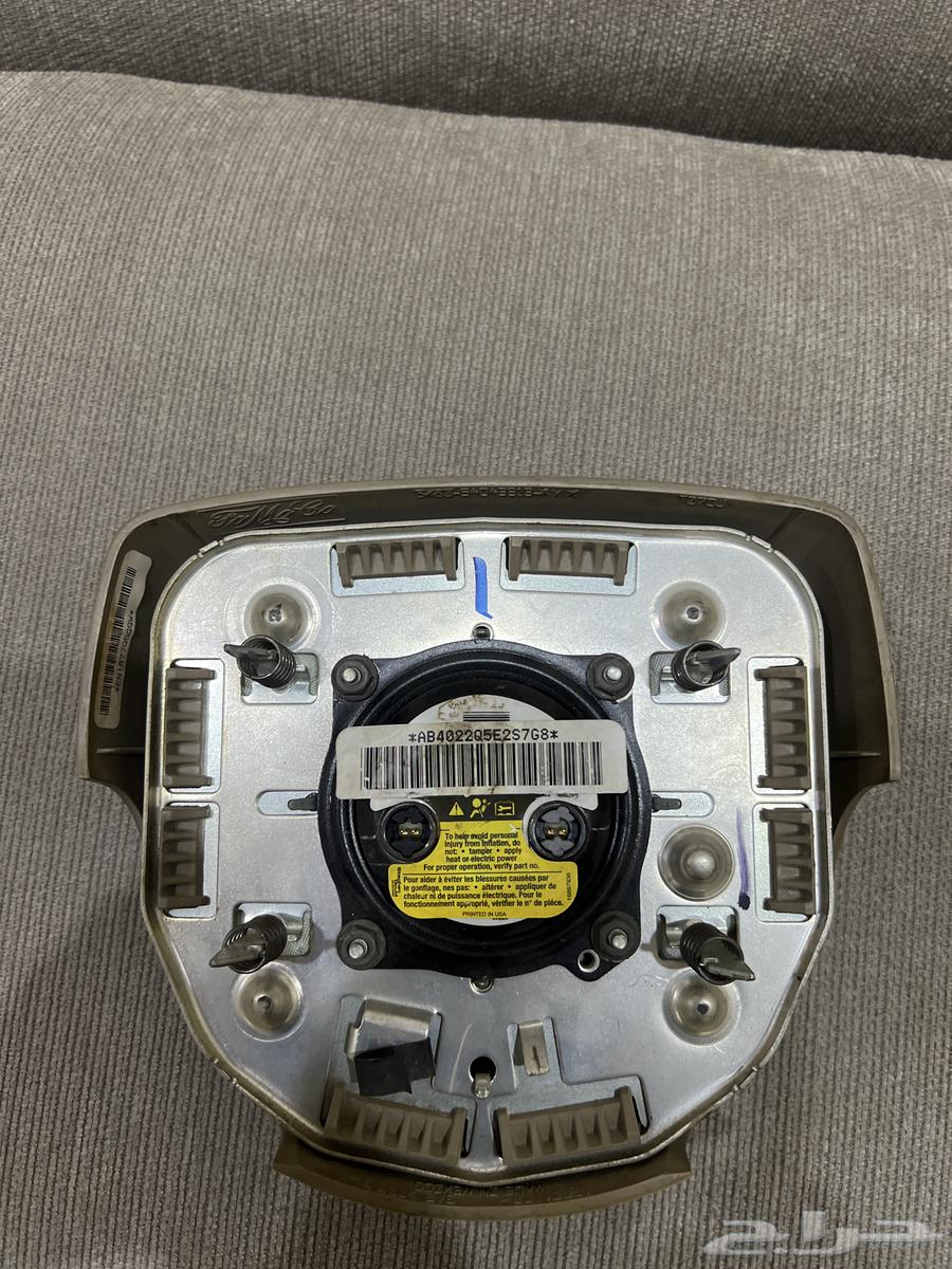 أرباق فورد نظيف للبيع64589829581315111