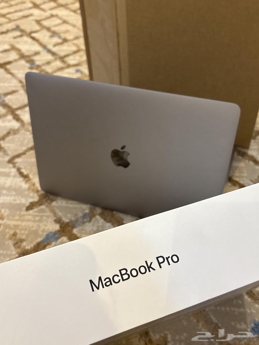 ماك بوك64432196830466113