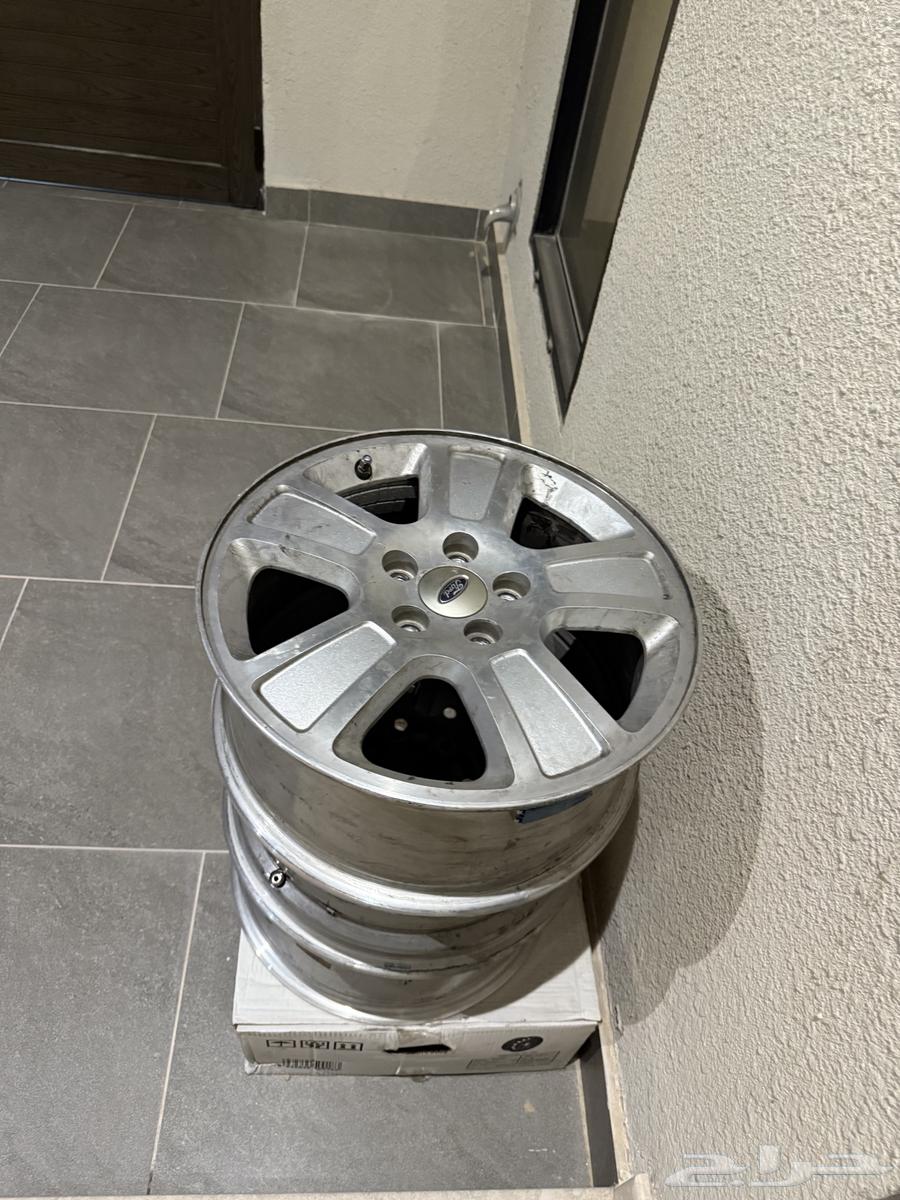 جنوط فورد فكتوريا سليمه تركب من 2006-2012 سليمه64592684898305110