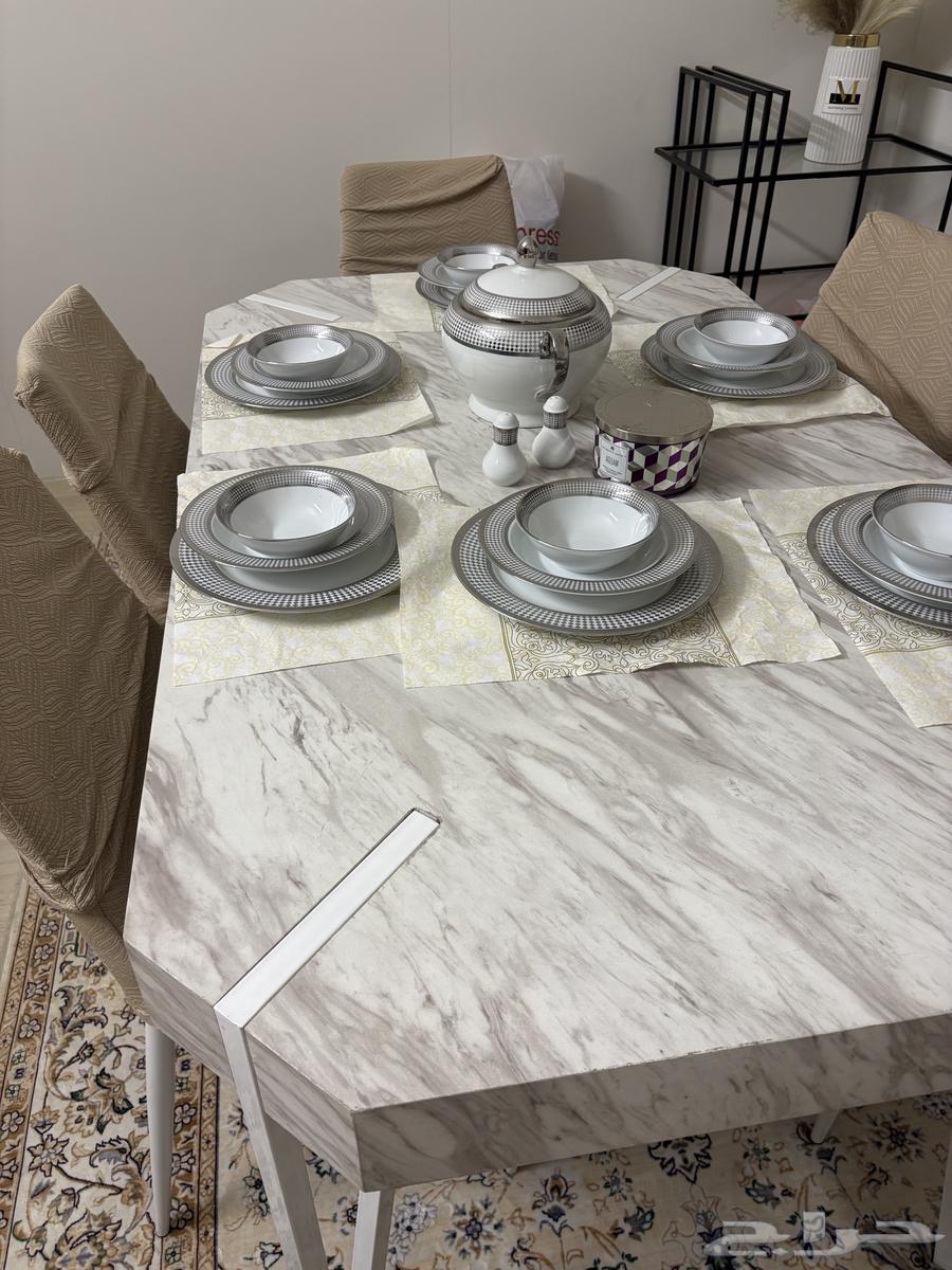 للبيع طاولة طعام64428349509635110
