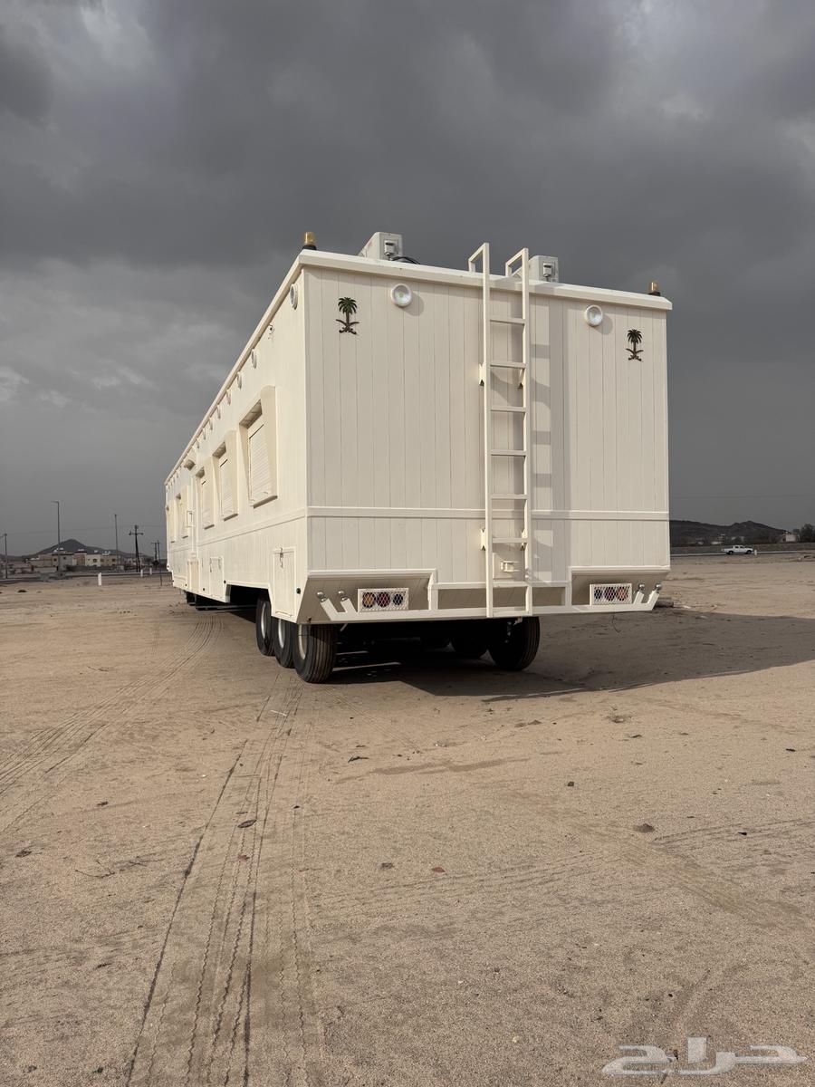 للبيع كرفان ملكي شرايح طول 21م و راس البي64592432544515111