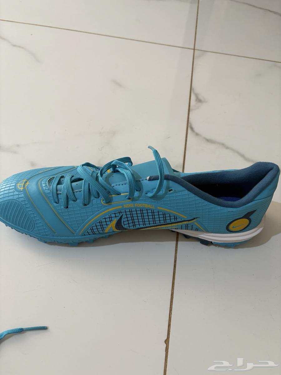 بوت نايك64428390041219111