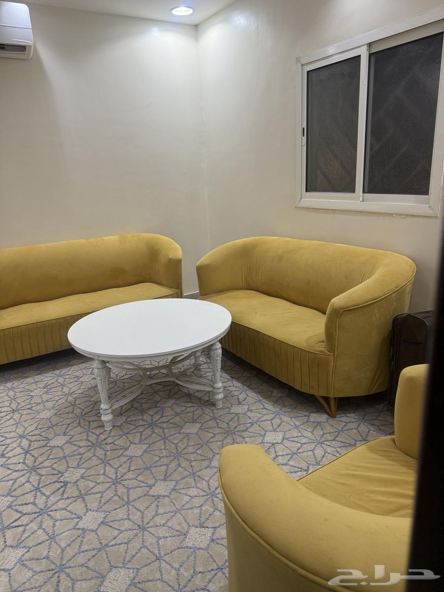 كنب وطاولة وسرير حديد دورين ومكرويف64431386023681110