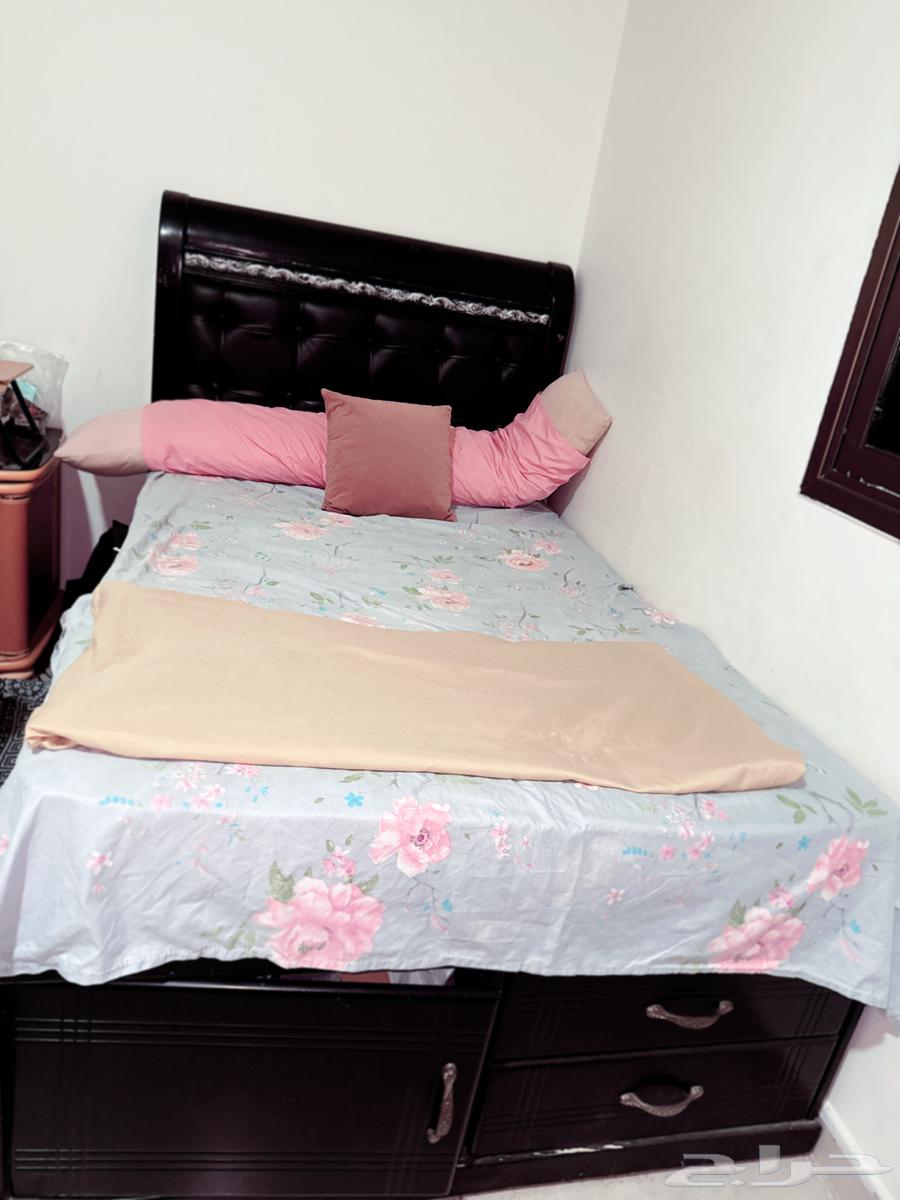 سرير نفر و نص مع المرتبه64433377315970111