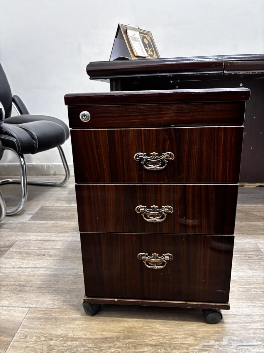 High-quality and new tables and chairs64433458199554111