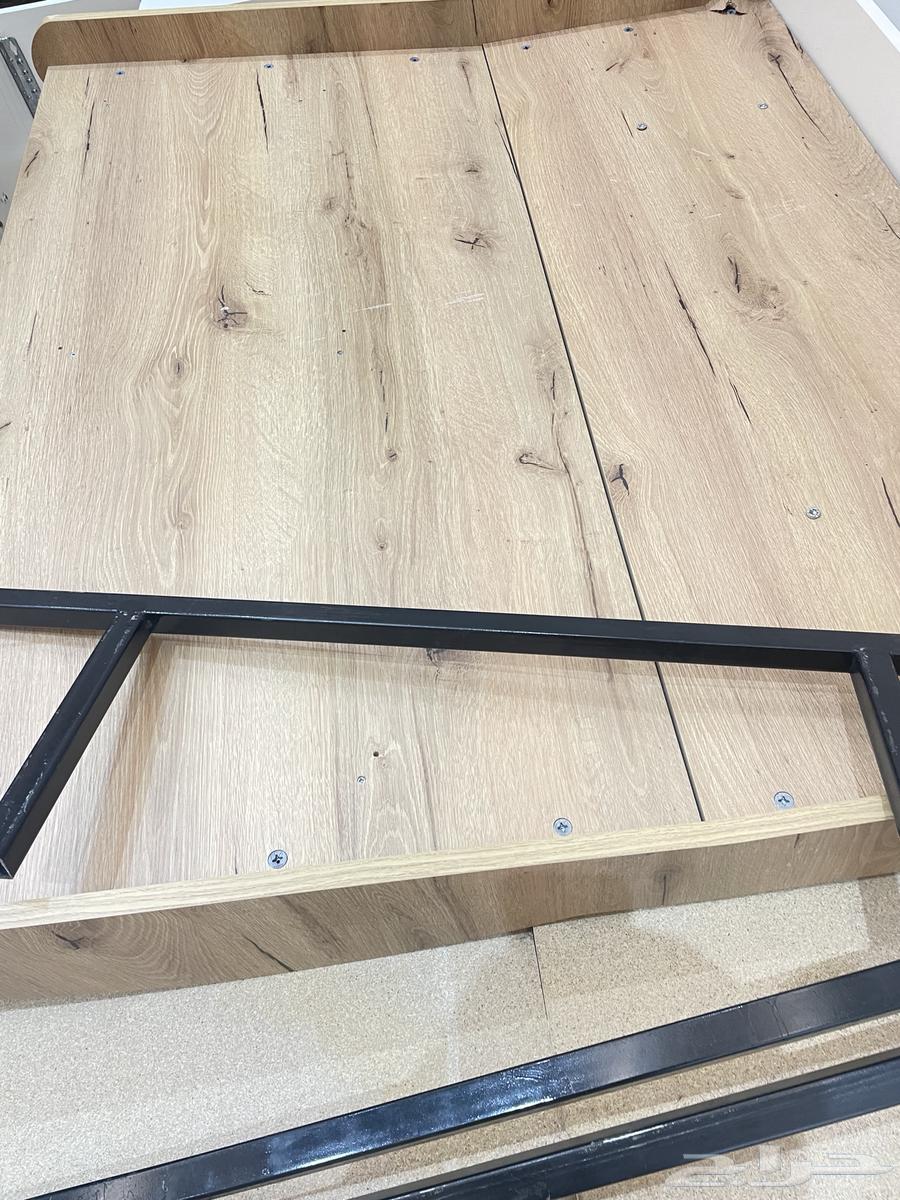 قطع أسر ة خشب مع قواعد حديدية64428052942337111