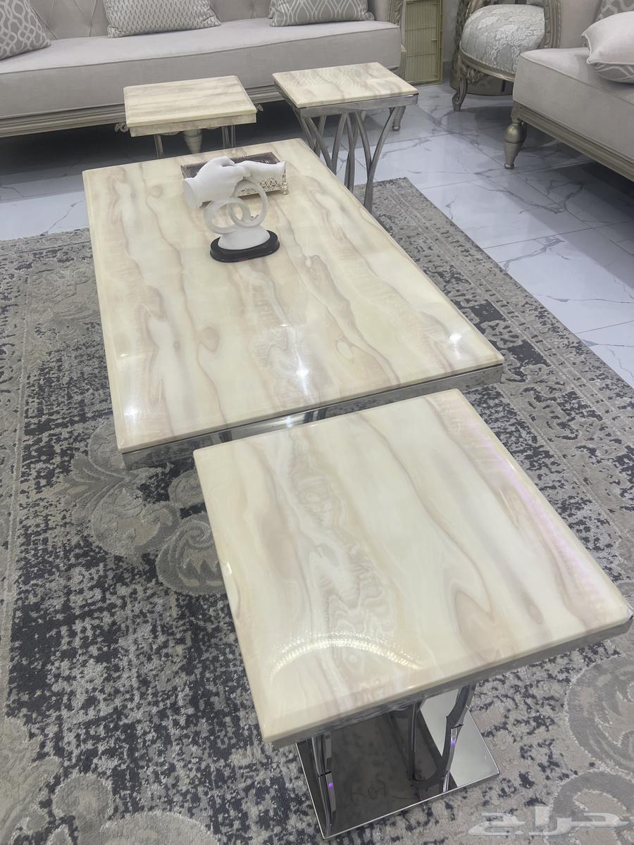 طاولات رخام شبه جديد للبيع64430819704322110