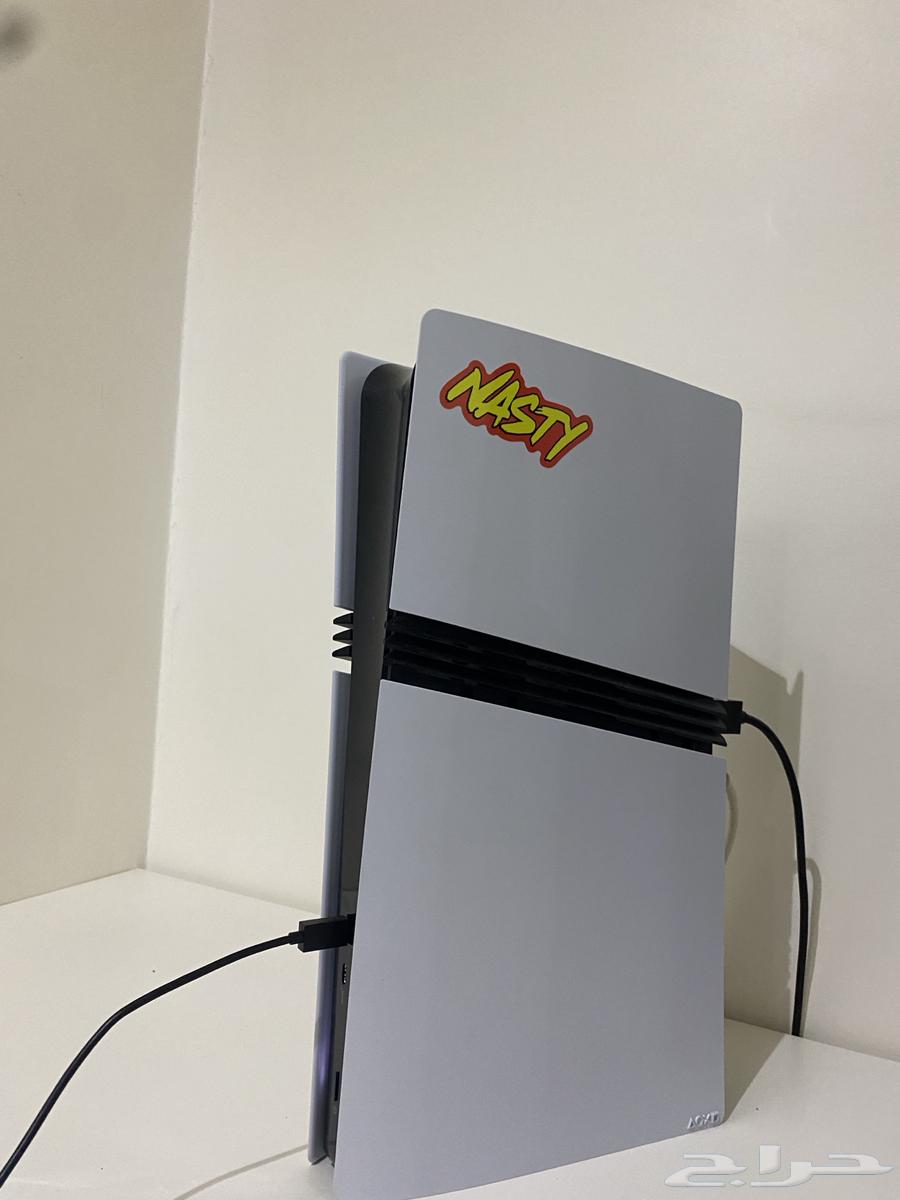 Sony new with all its accessories, reason for sale: switched to PC, price is negotiable64427959616257110