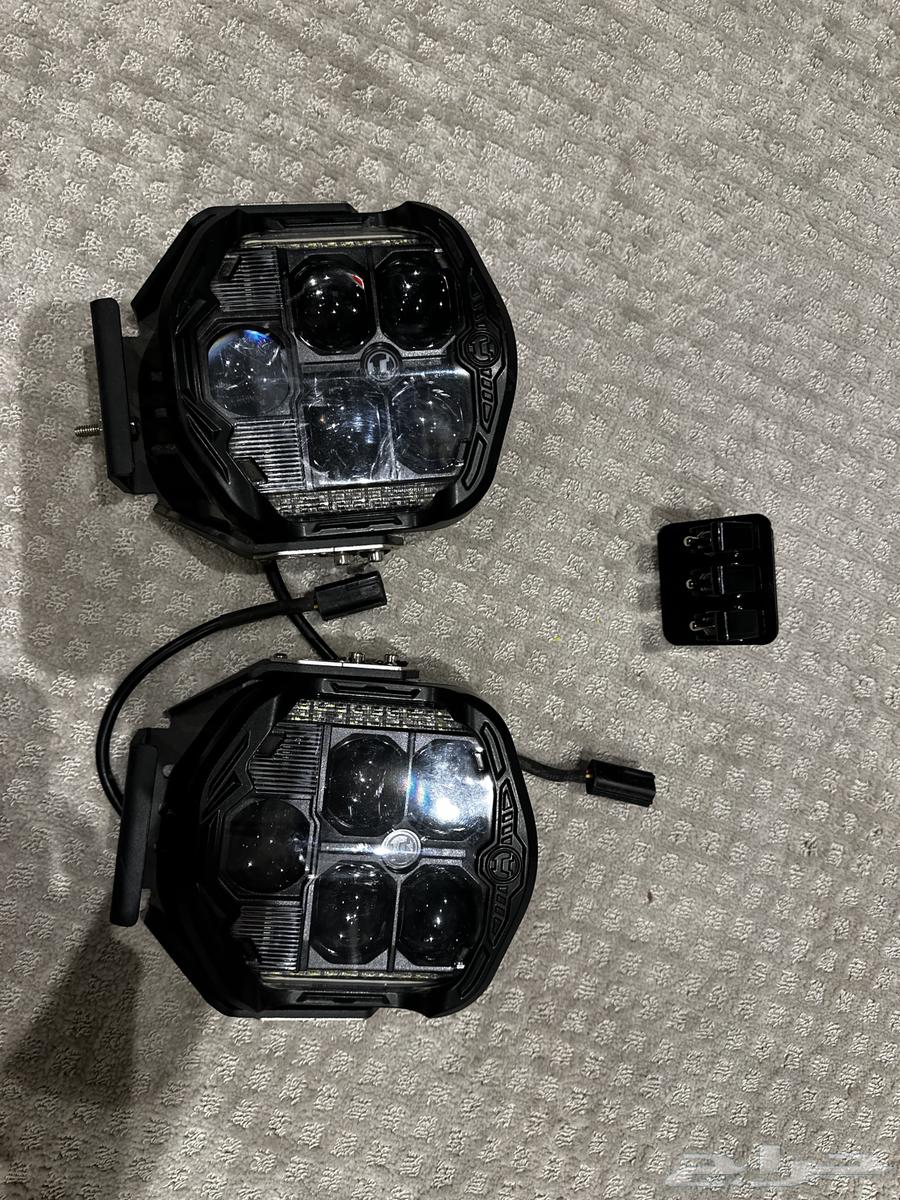 Flashlight64432917372675110