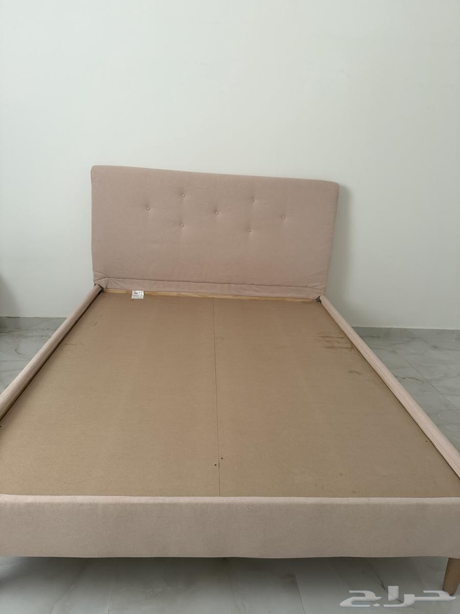 سرير من ايكيا64428053025922110