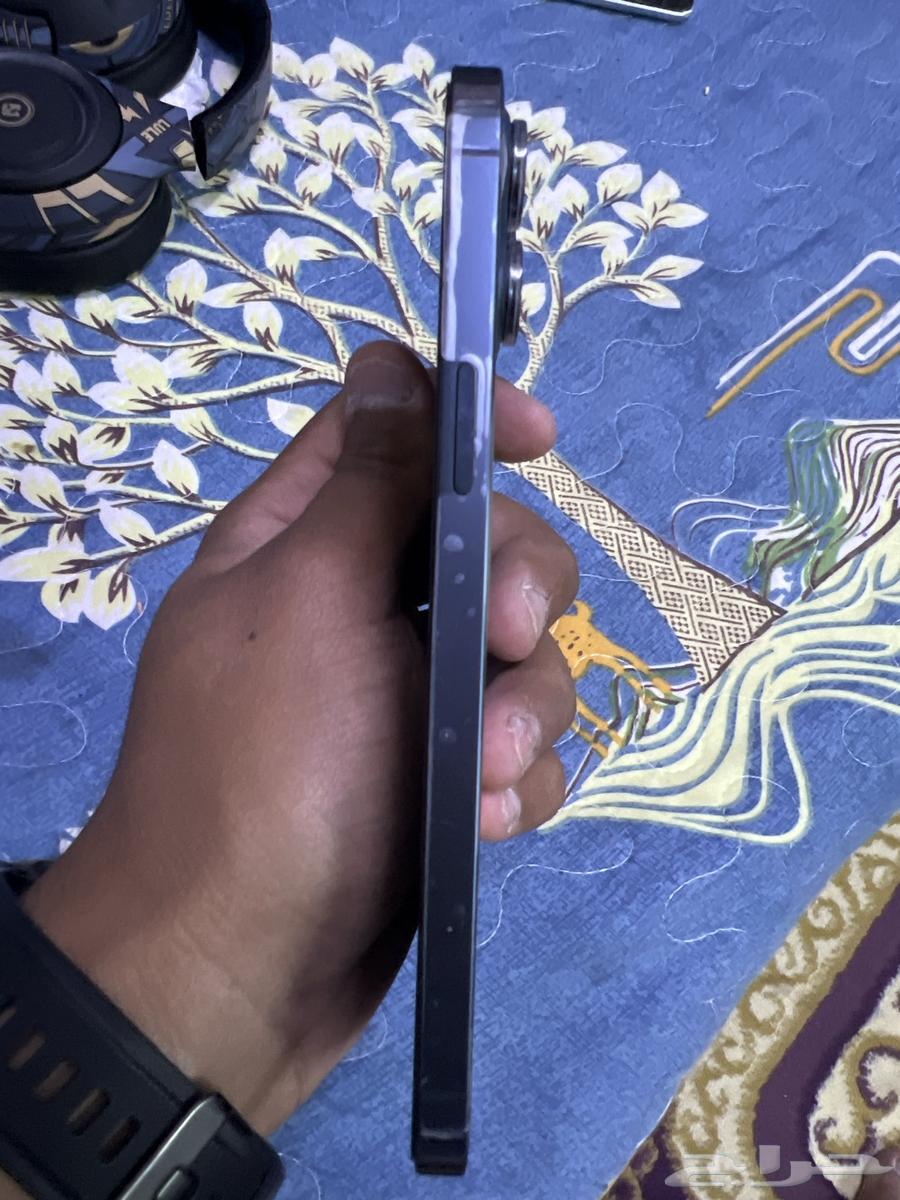 iPhone 1264432468400129112