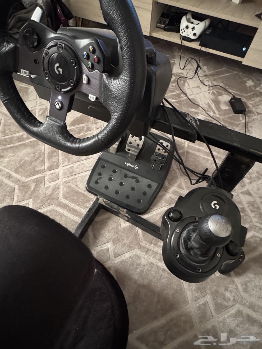 Logitech Racing Wheel and Gear Shift with Stand and Gaming Chair for Xbox and PC64429641051905111