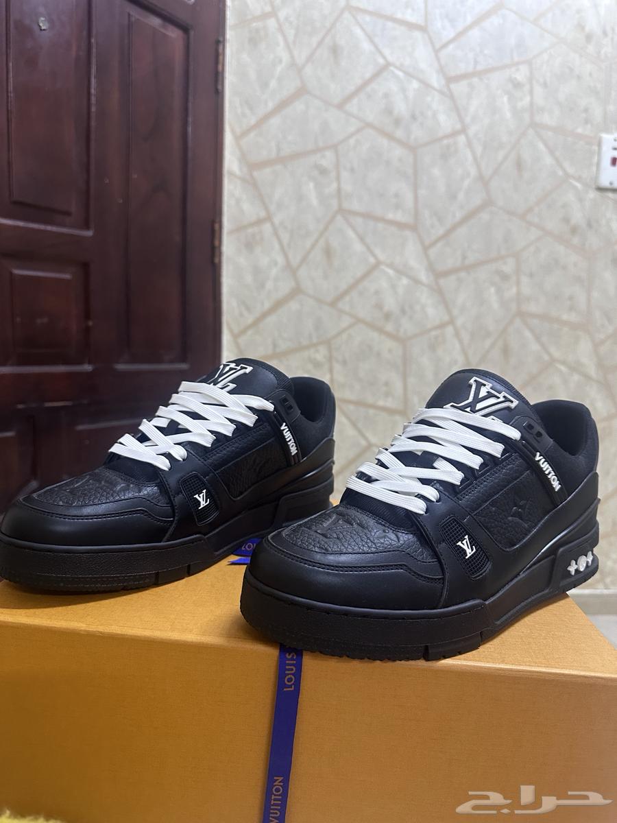 شوز من لويس فيتون. جديد64432537063939112