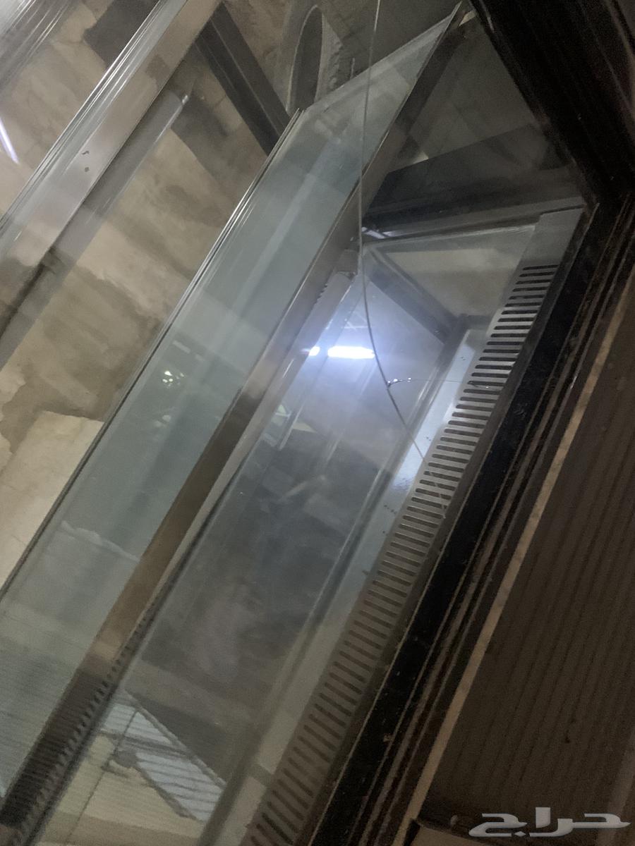 Display refrigerator64432345741954114