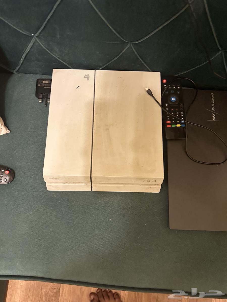 بلاستيشن 4 وكالة مع دراع64433417793027110