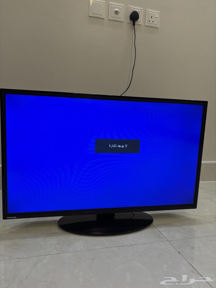 تلفزيون من شركة TOSHIBA 32 بوصه64432822780803114