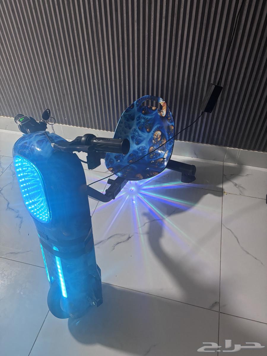 My brother's new scooter64431480755843110