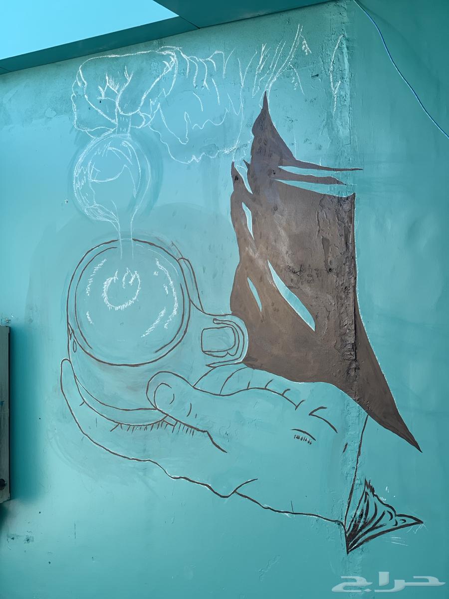 الرسم على الجدران و الفود تراك64432700637699111