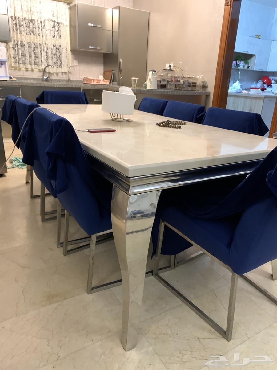 طاولة سفره بيع مستعجل64429909822594112