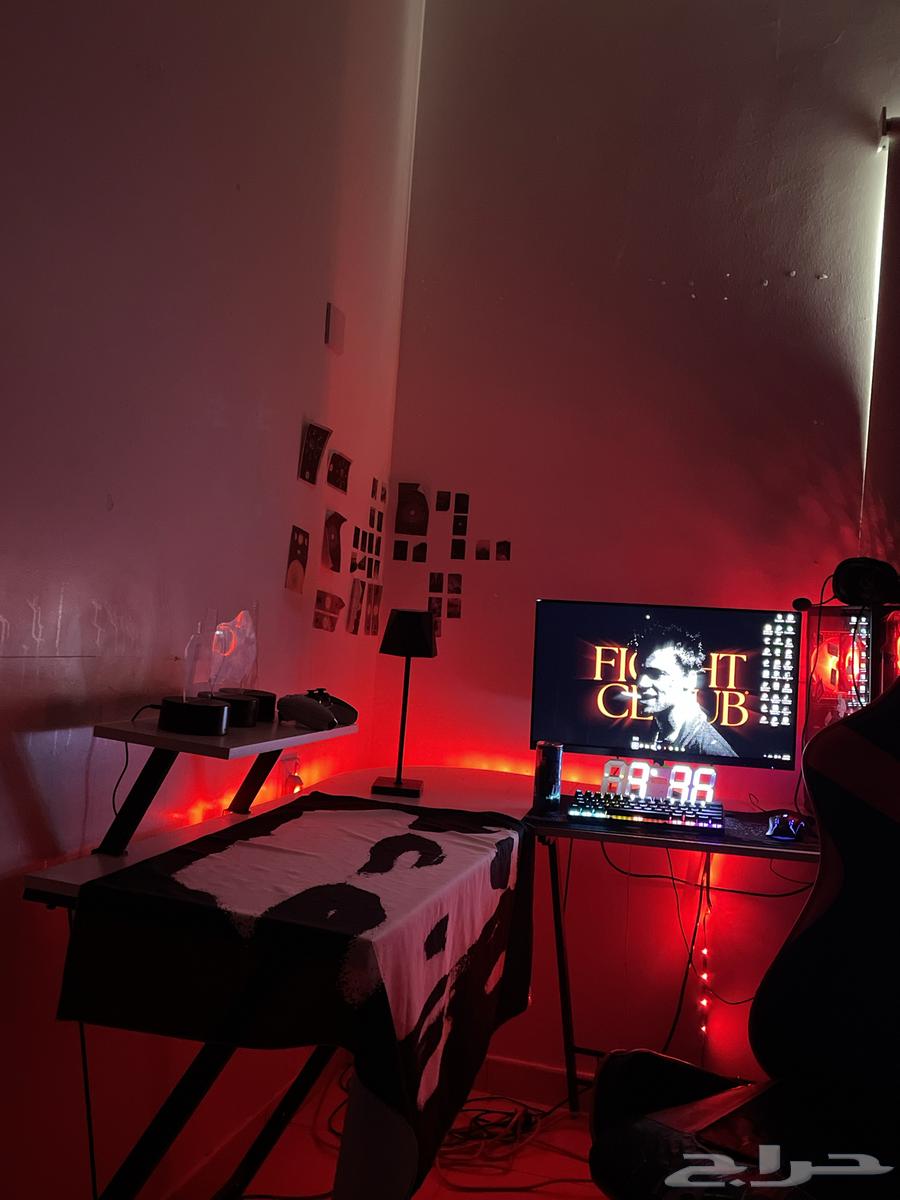 L-shaped table64429735467138111