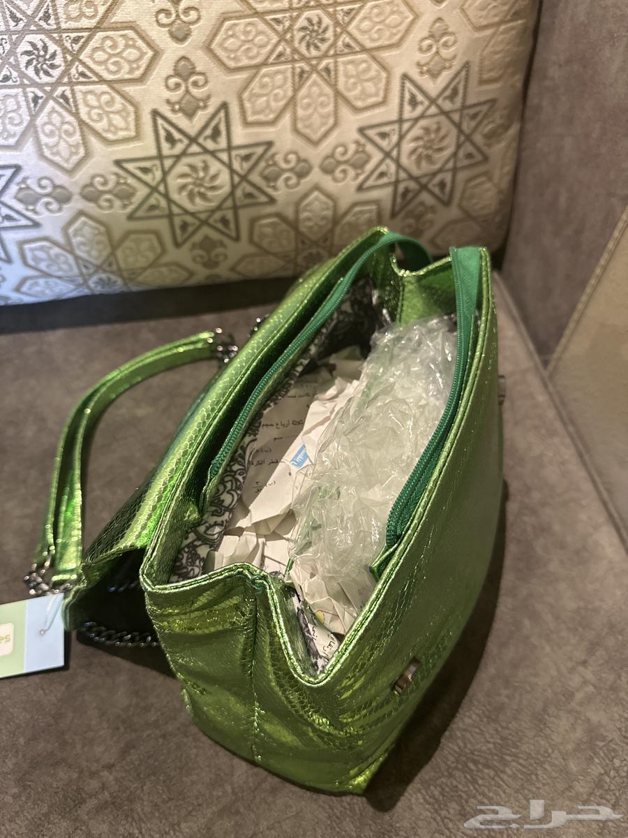 Bag64429654435458112