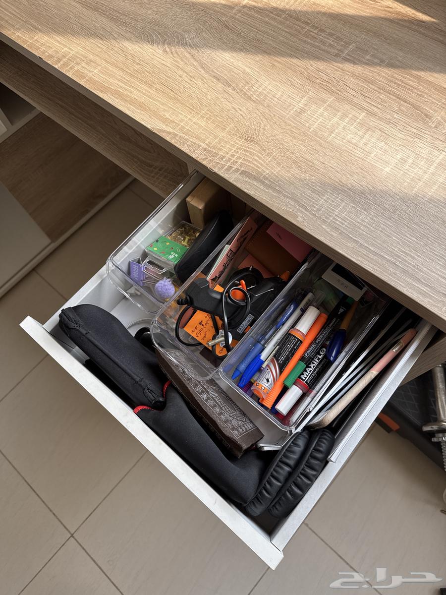 مكتب مع دولاب تخزين64427623504642111