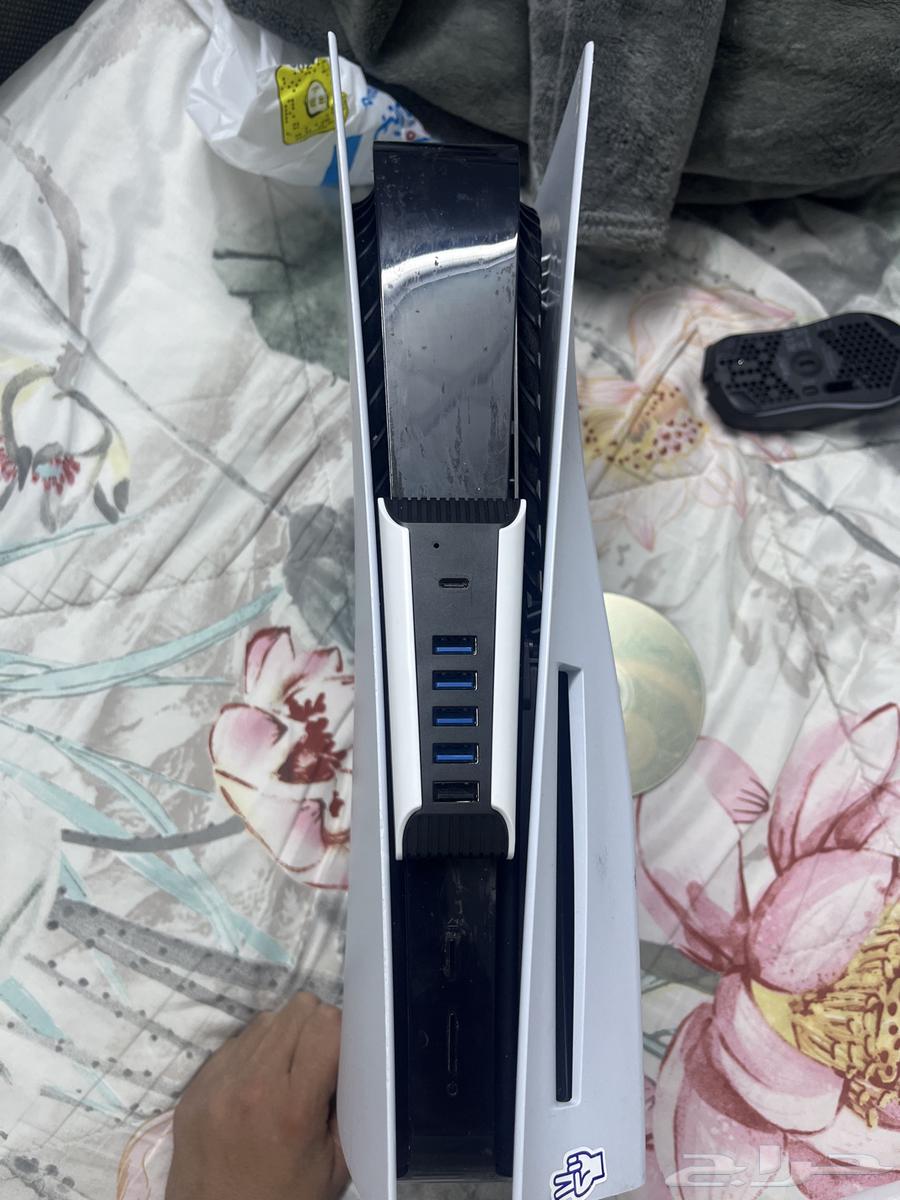 Sony for sale, broken port but the rest is good Sony 564432440908930112