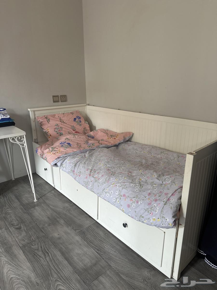 سرير ايكيا للبيع64428765699331112