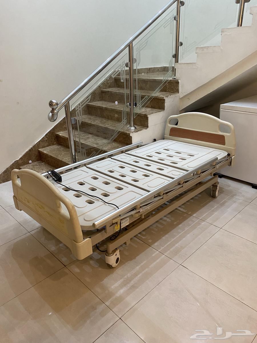 سرير لكبار السن64426806481281111