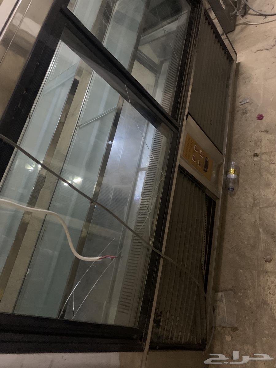 Display refrigerator64432345741954112