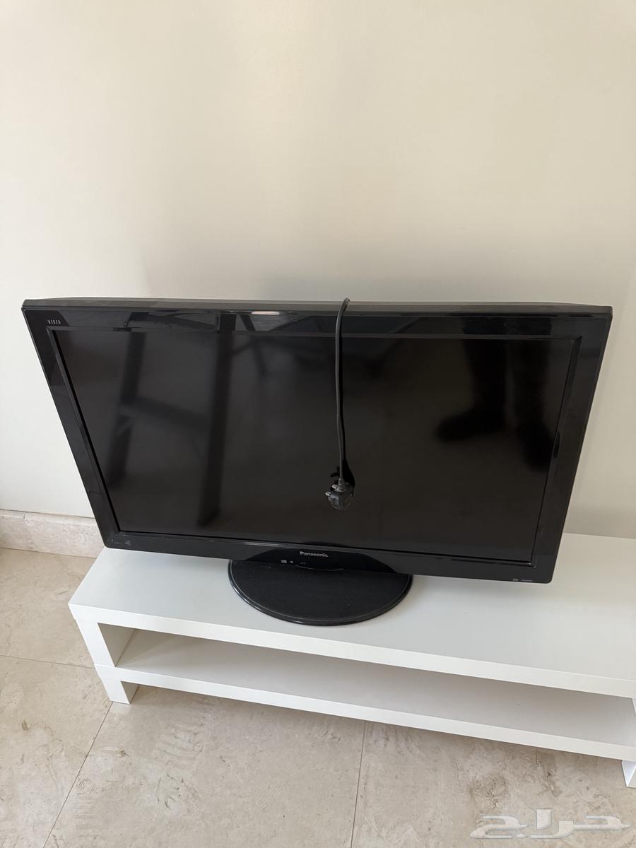 تلفزيون بحالة ممتازه64426174320514111