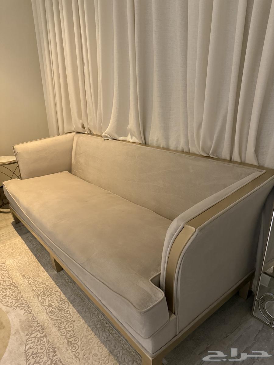 Luxury sofa set with light use, foam and everything excellent64432495964930113