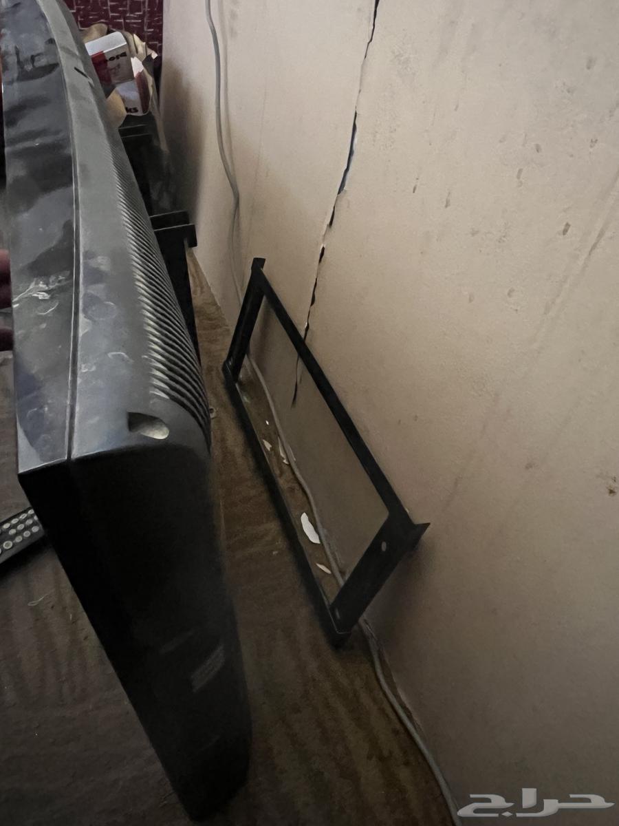 شاشة تلفزيون سامسونج 32 بوصه64427516380930114